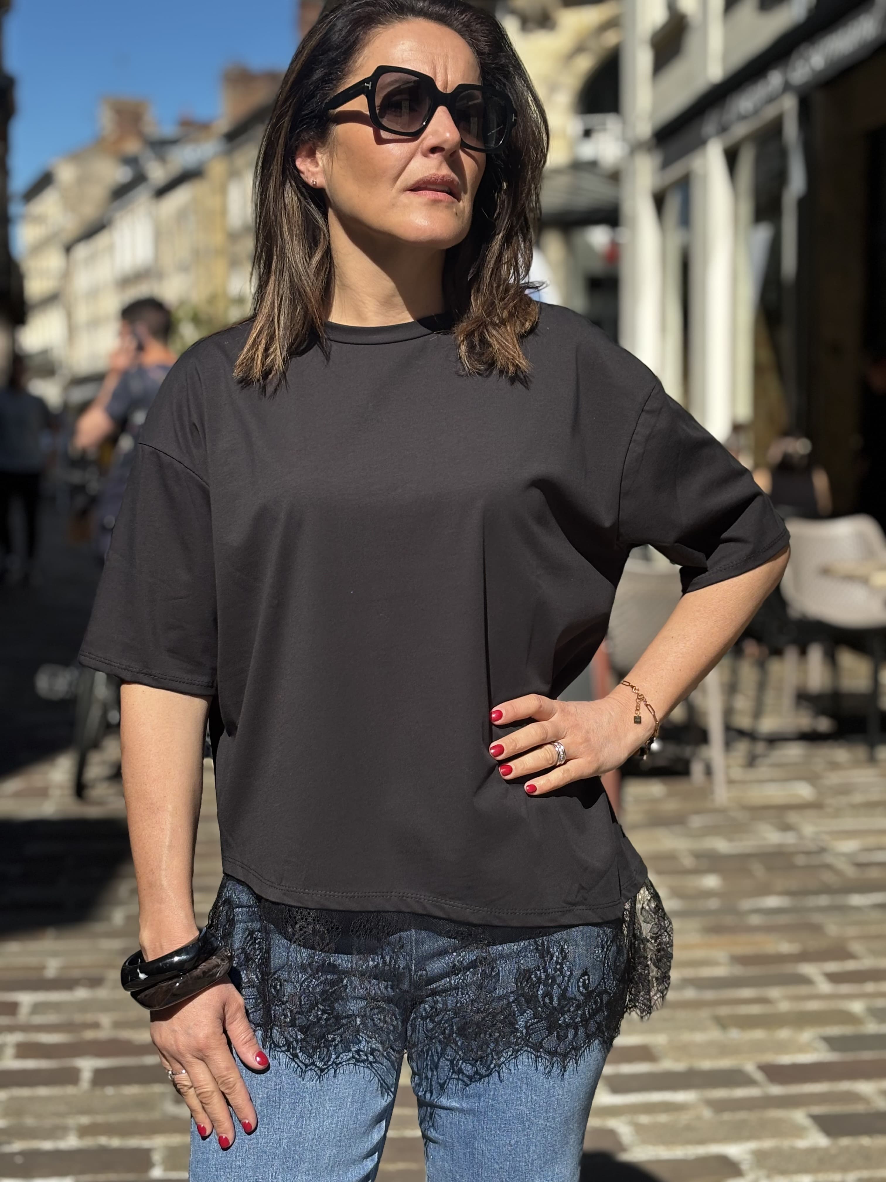 TEE SHIRT DENTELLE