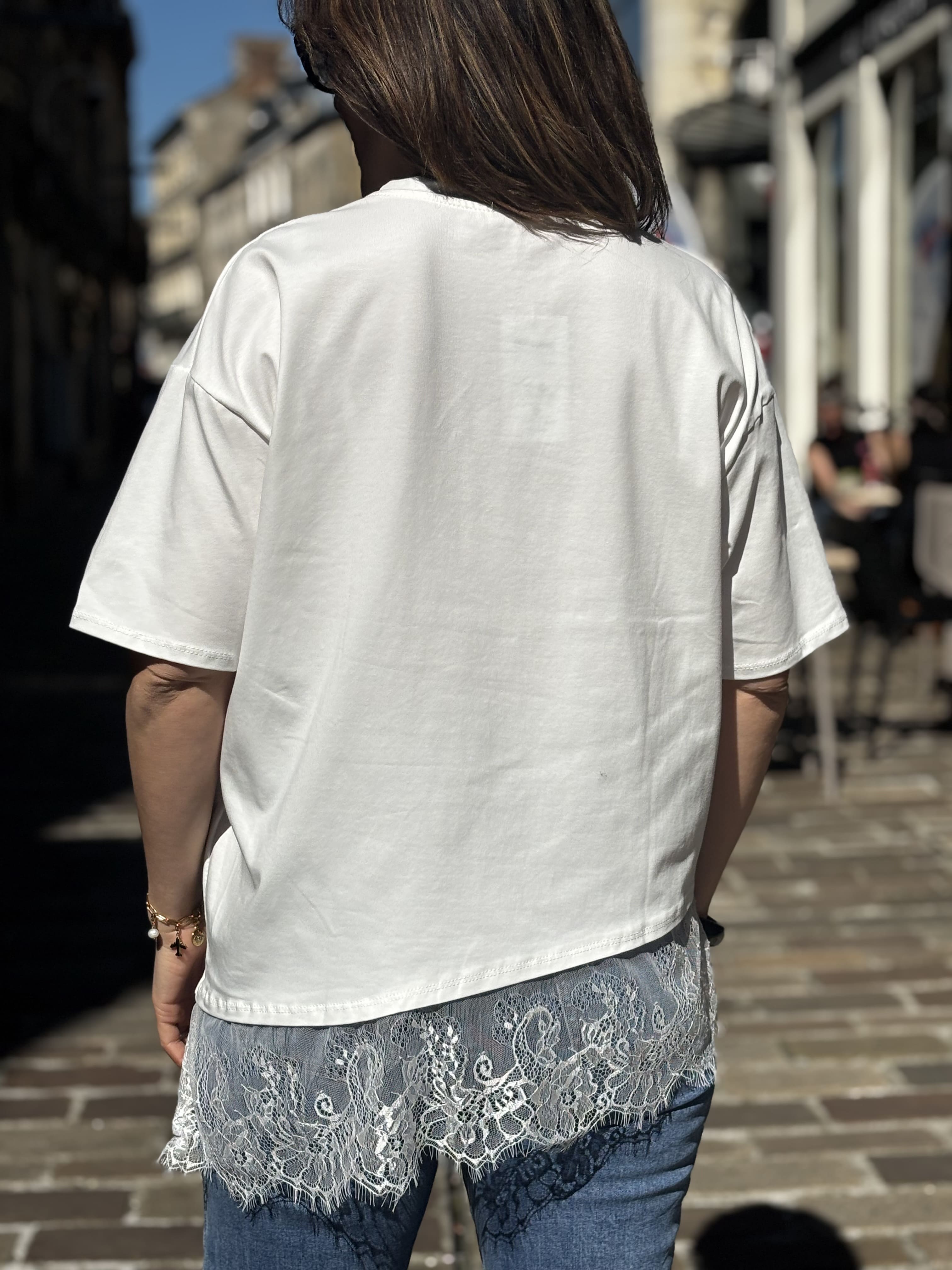 TEE SHIRT DENTELLE
