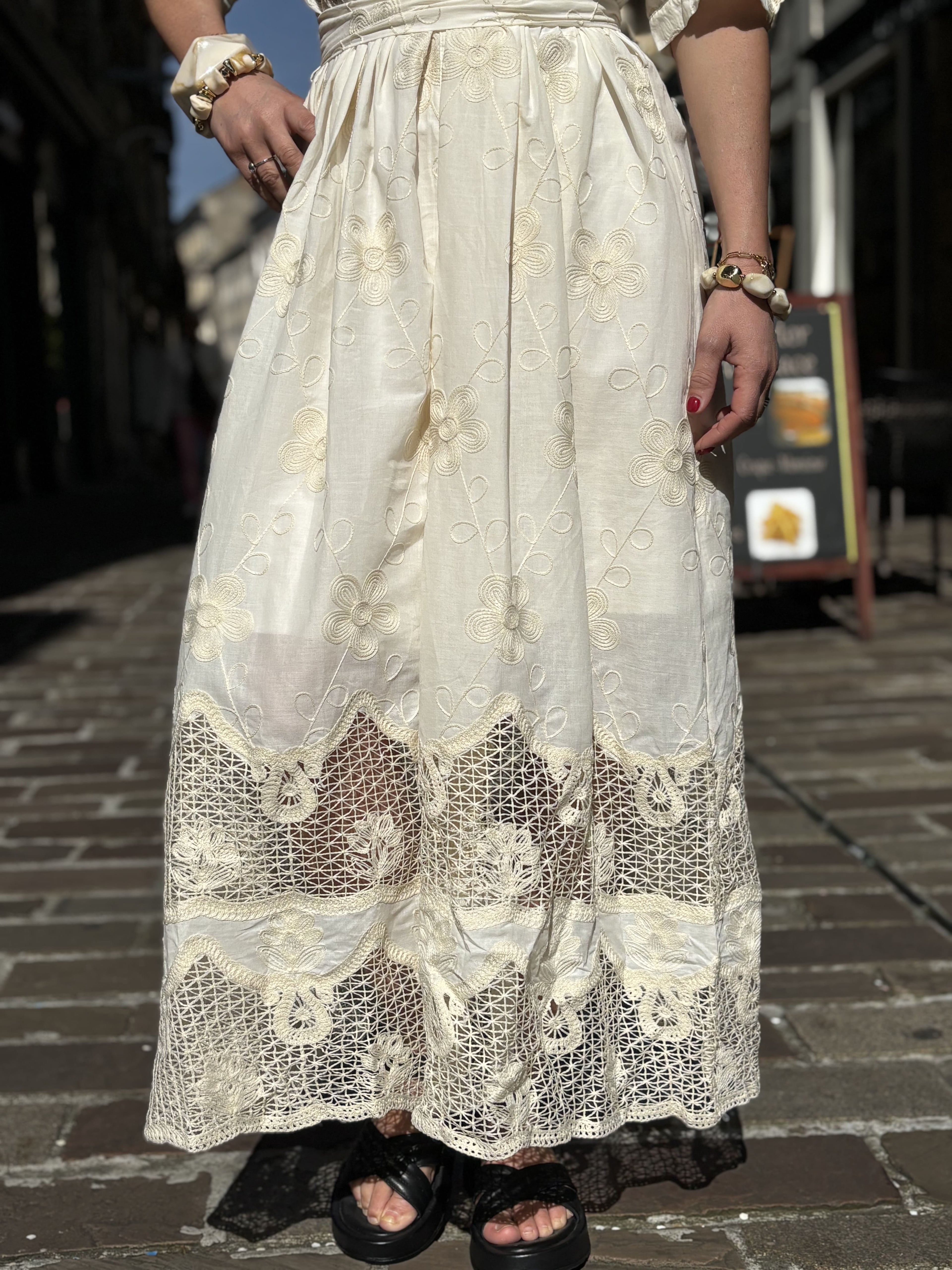 ROBE JULY