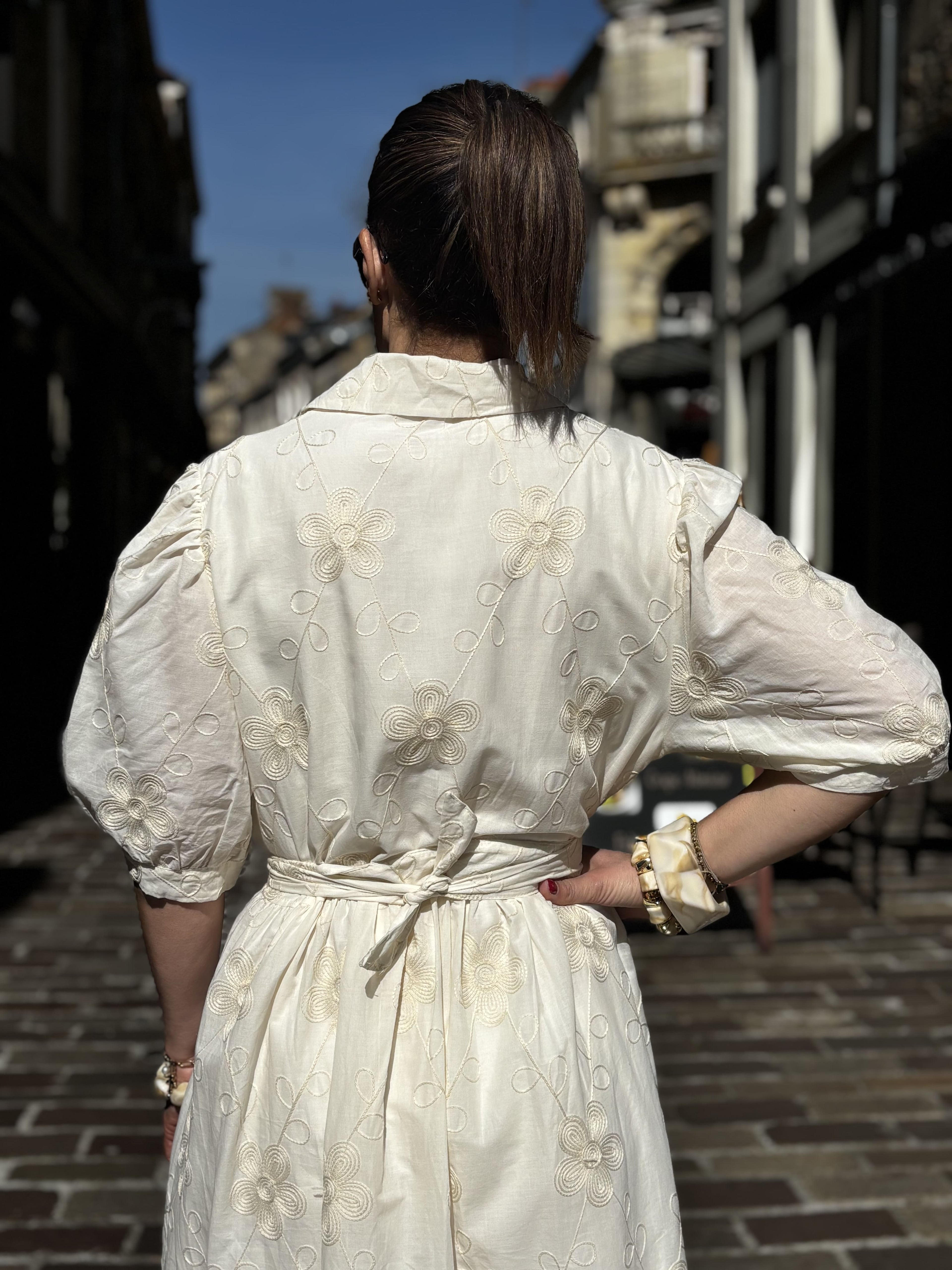 ROBE JULY