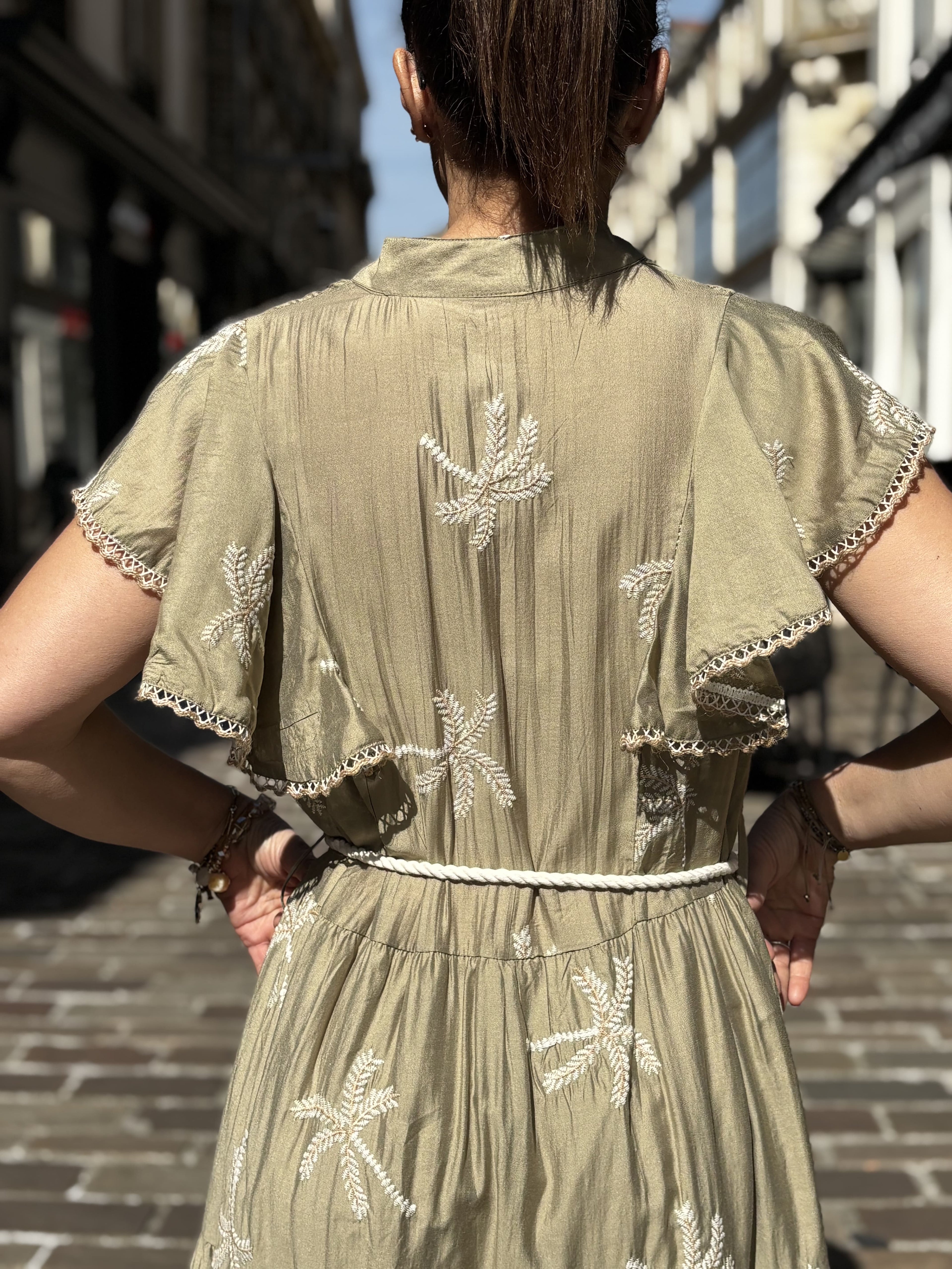 ROBE PALM