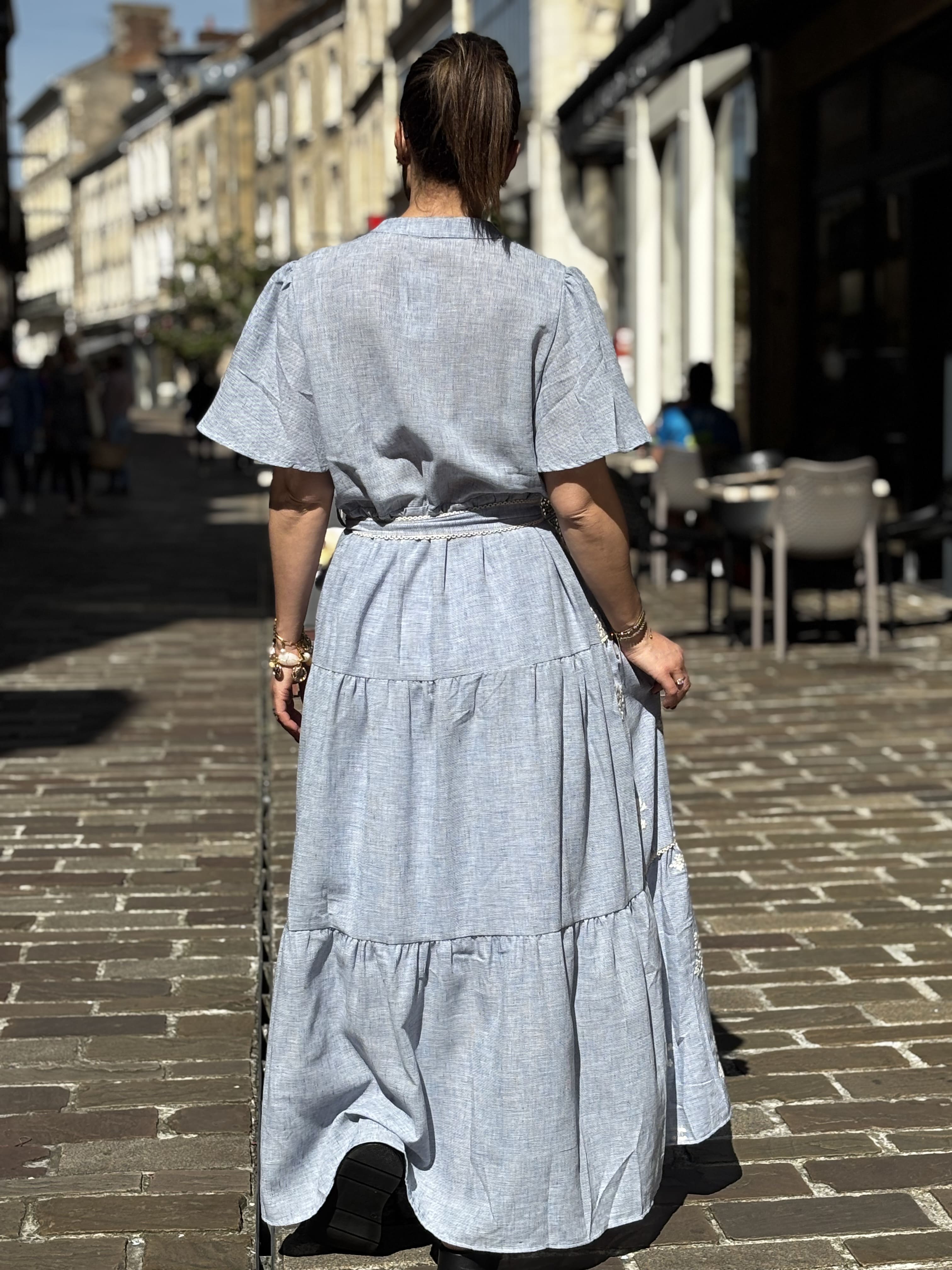 ROBE CARO