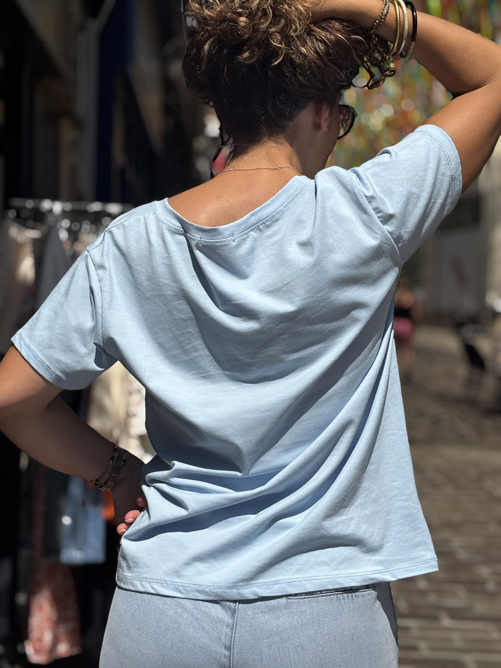 T-SHIRT LOGO