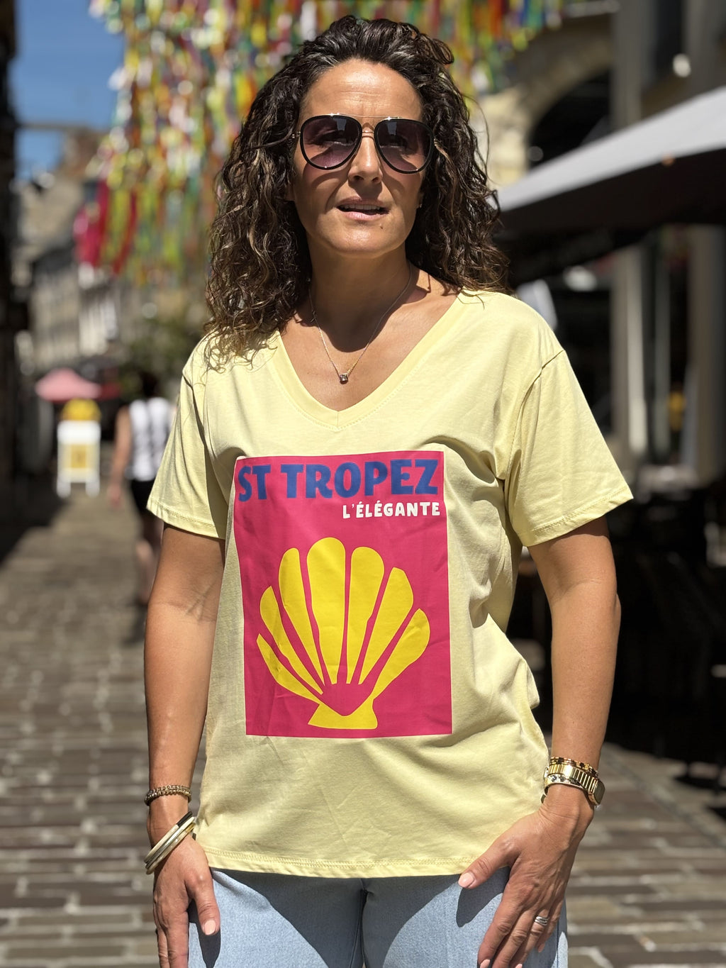 T-SHIRT LOGO
