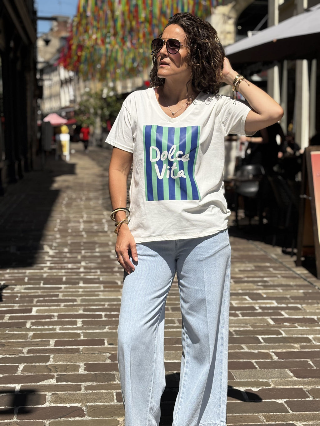 T-SHIRT