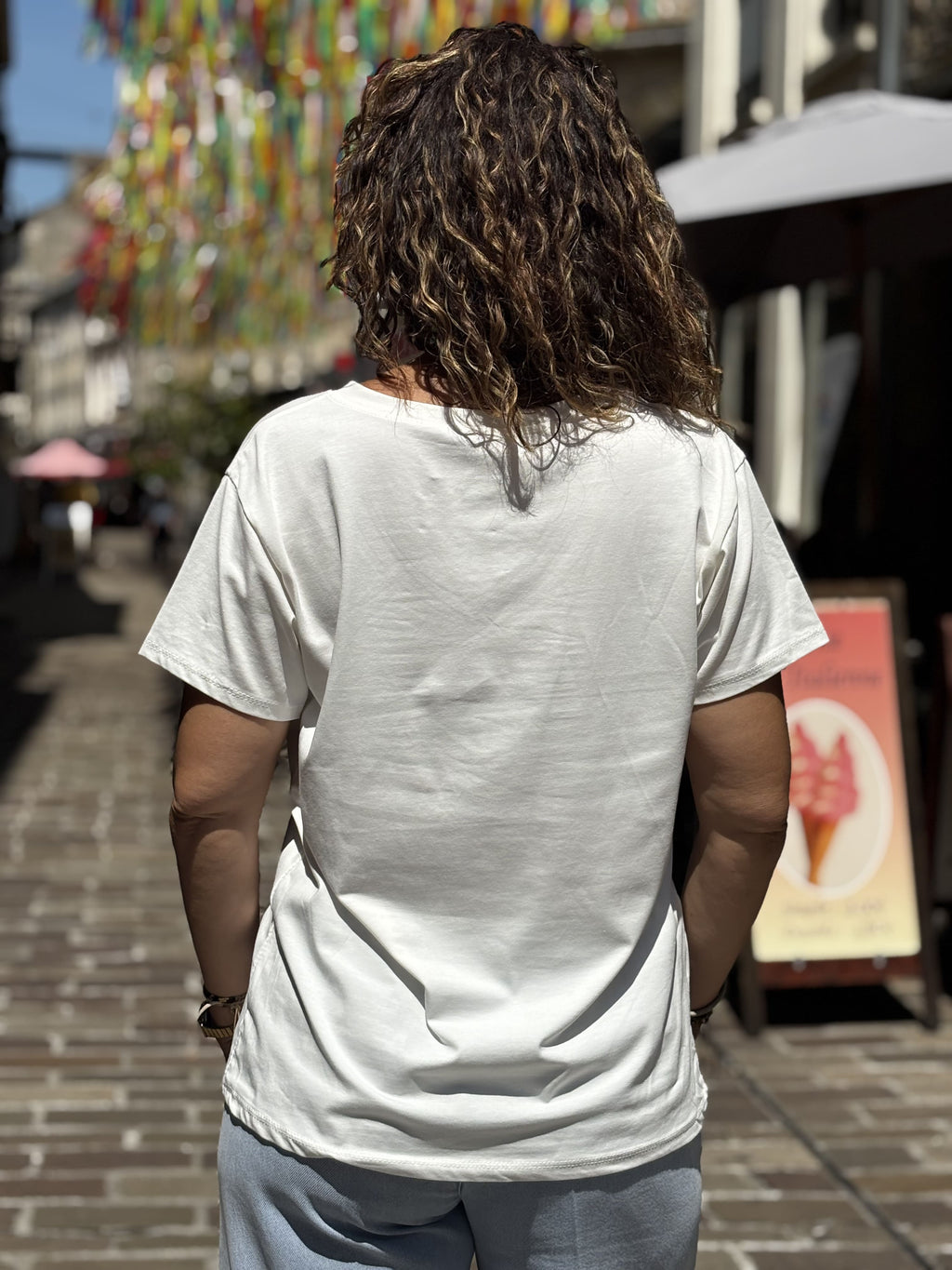T-SHIRT