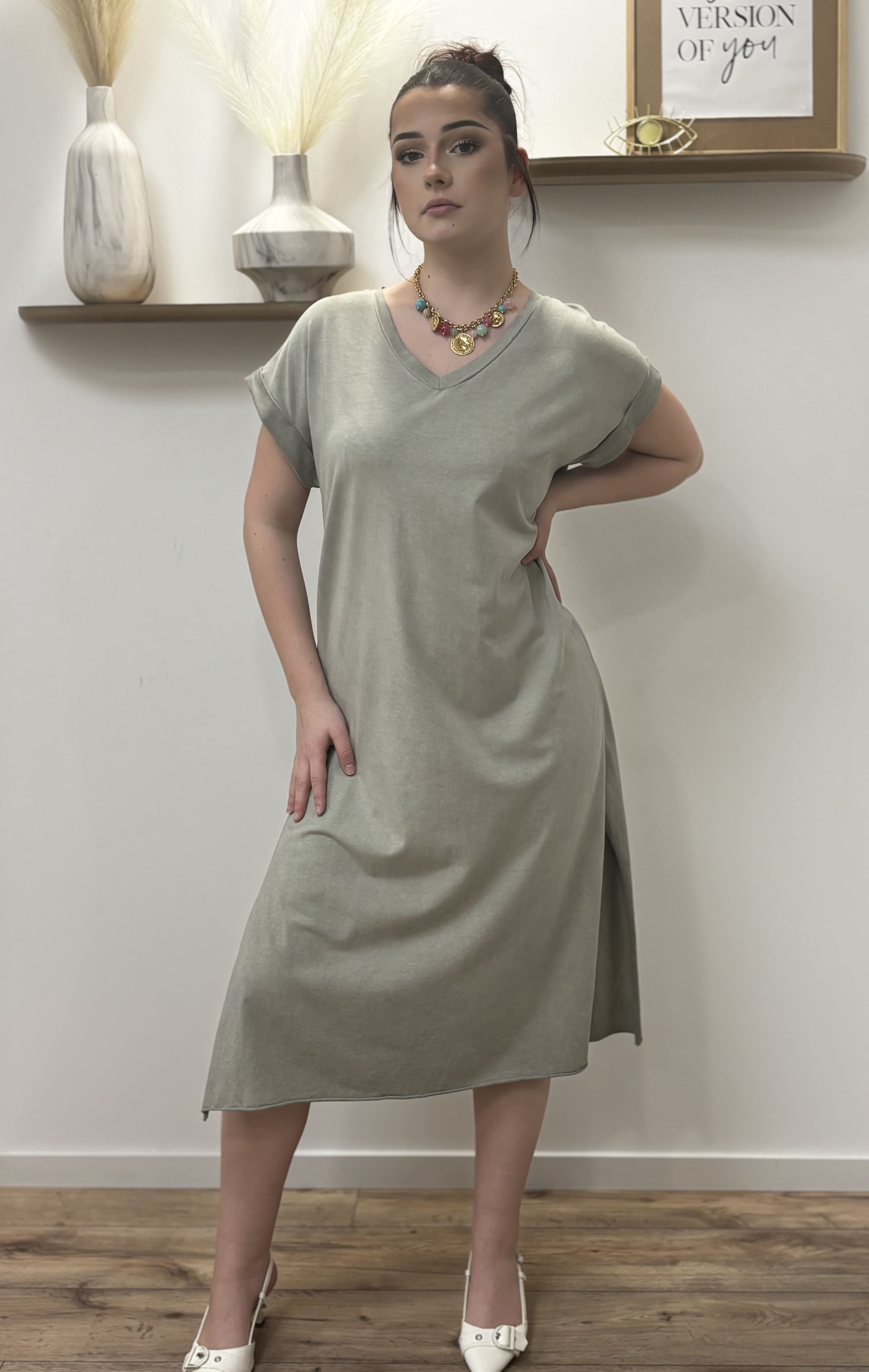 ROBE TEE SHIRT
